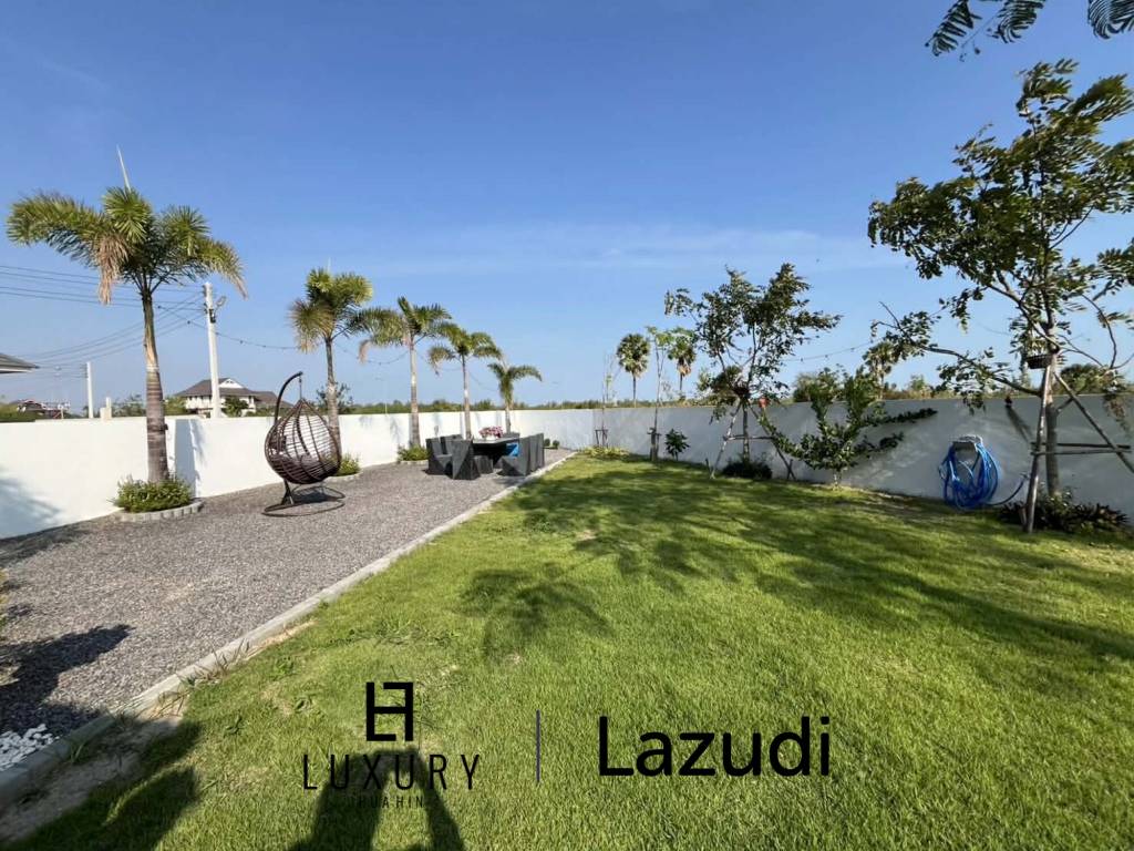 1,008 平方米 3 床 3 洗澡 别墅 对于 销售