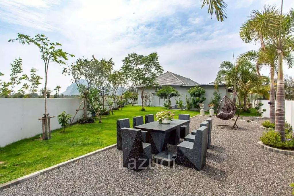 279 Sqm Luxury Pool Villa 3 bedroom 3 Bathroom  – Cha-am