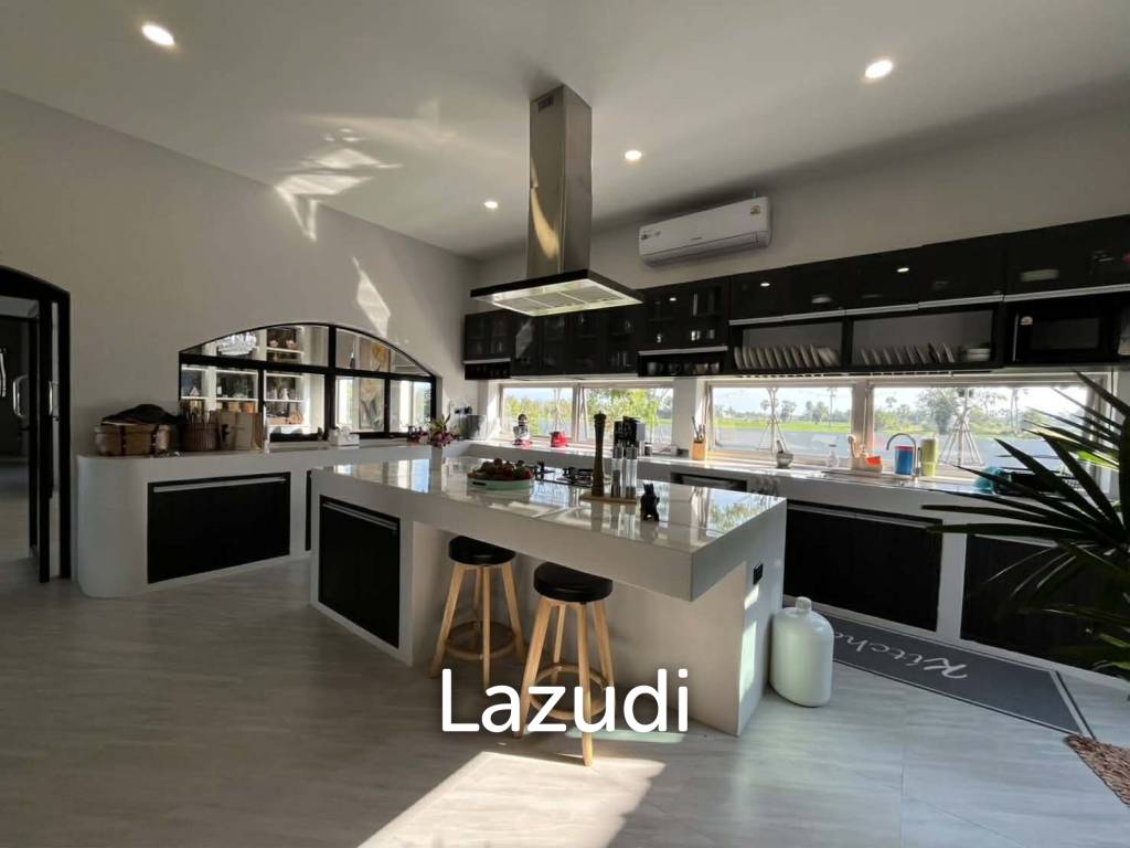 279 Sqm Luxury Pool Villa 3 bedroom 3 Bathroom  – Cha-am