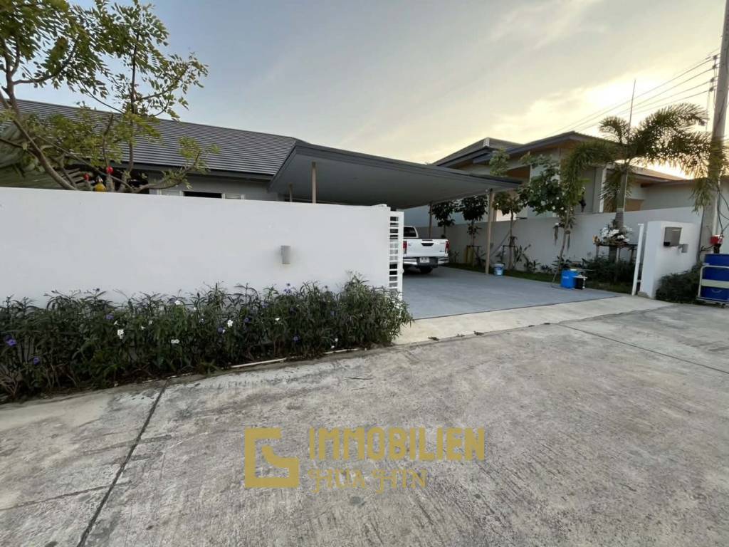 1000 qm Grundstück / 279 qm Wohnfläche / 3 Schlafzimmer + 3 Bäder