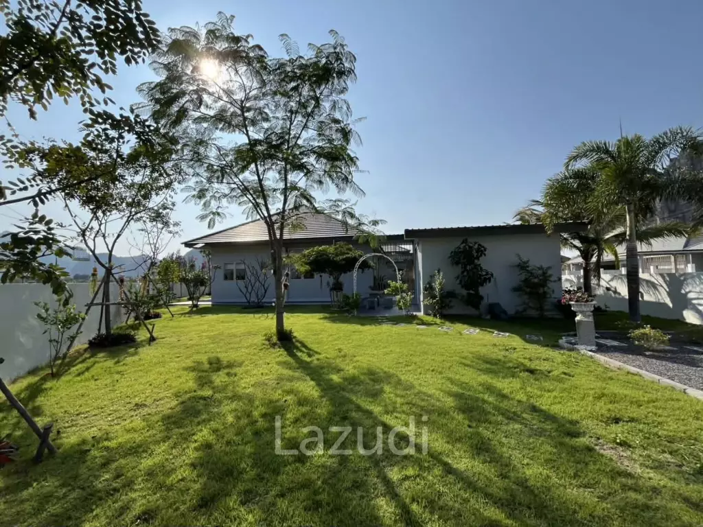 279 Sqm Luxury Pool Villa 3 bedroom 3 Bathroom  – Cha-am