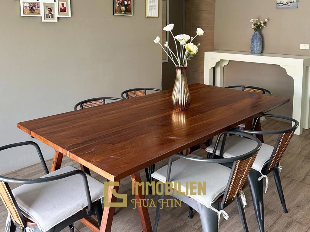 Modernisiert / 119 qm Wohnfläche / privater Pool