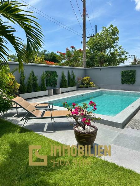 Modernisiert / 119 qm Wohnfläche / privater Pool