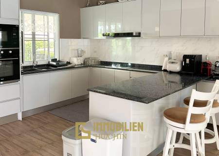 Modernisiert / 119 qm Wohnfläche / privater Pool