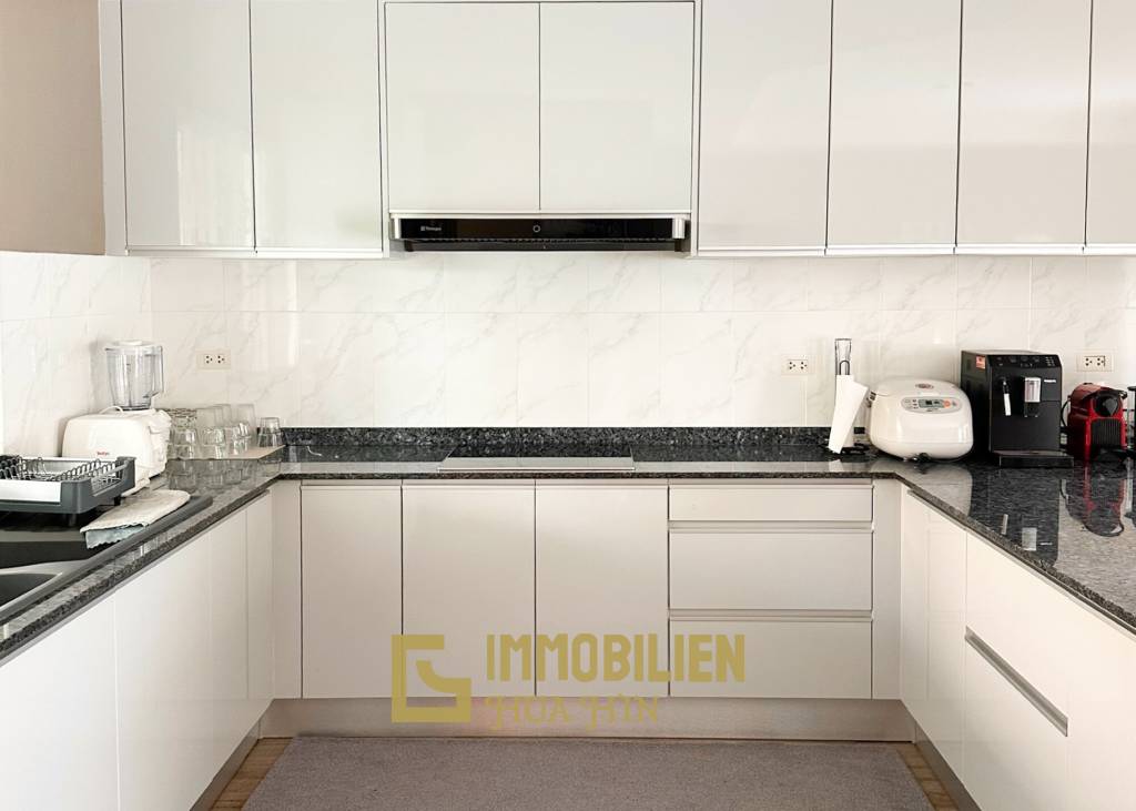 Modernisiert / 119 qm Wohnfläche / privater Pool