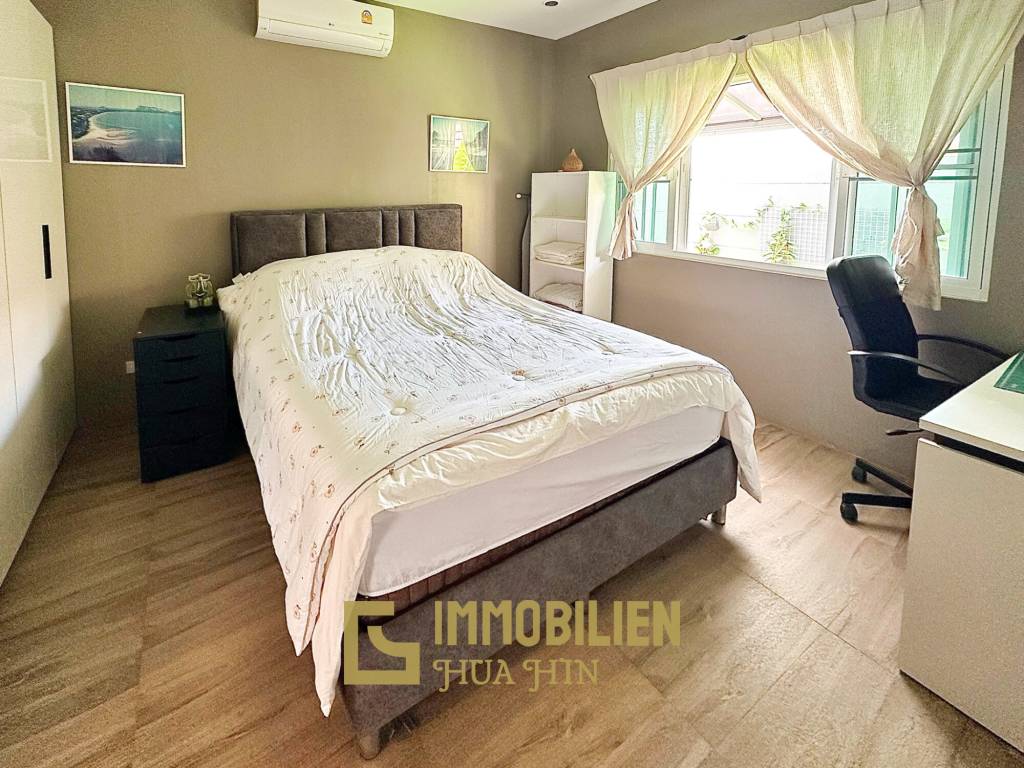 Modernisiert / 119 qm Wohnfläche / privater Pool