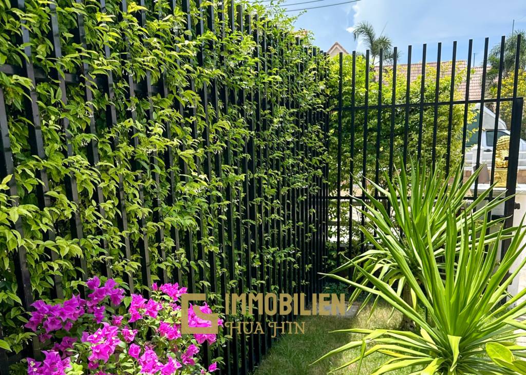 Modernisiert / 119 qm Wohnfläche / privater Pool