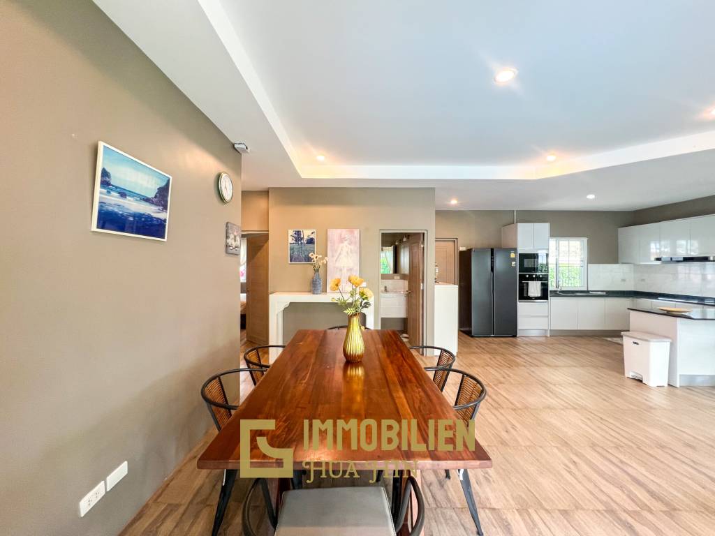 Rénovée / 119 m² habitables / piscine privée