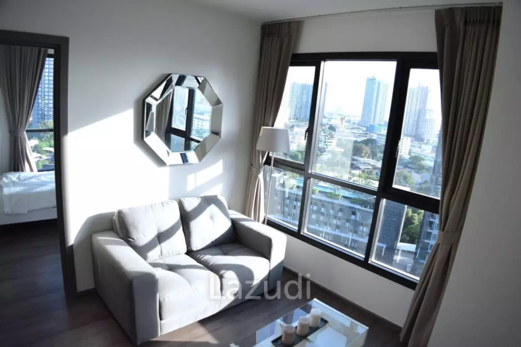 48.5 sqm 2 Bedroom Condo on High Floor in Phra Khanong Nuea Bangkok