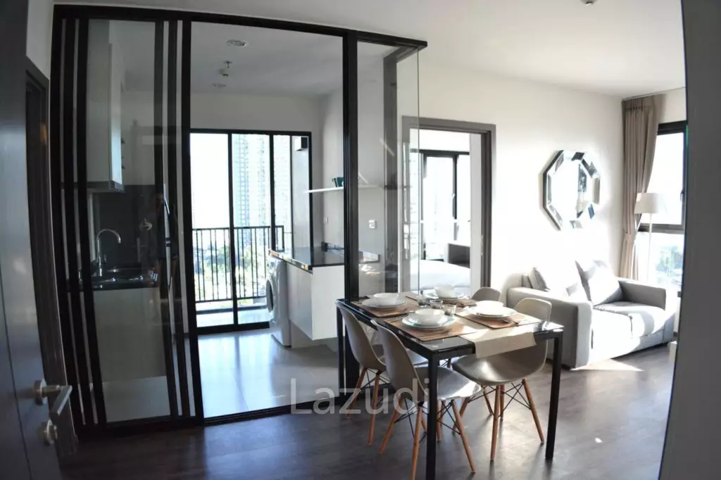 48.5 sqm 2 Bedroom Condo on High Floor in Phra Khanong Nuea Bangkok