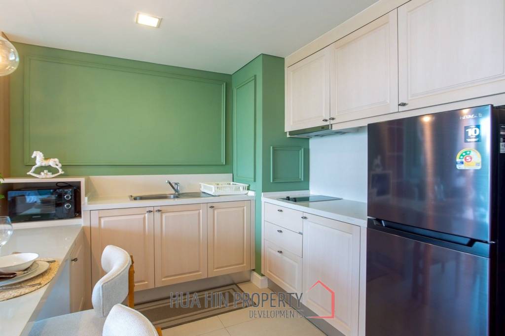 Marrakesh : Newly Renovated , steps to the sea.