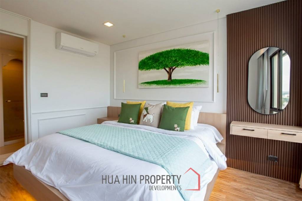 Marrakesh : Newly Renovated , steps to the sea.