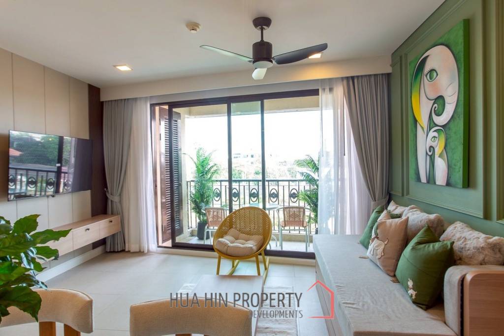 Marrakesh : Newly Renovated , steps to the sea.