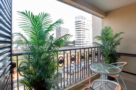 Marrakesh : Newly Renovated , steps to the sea.