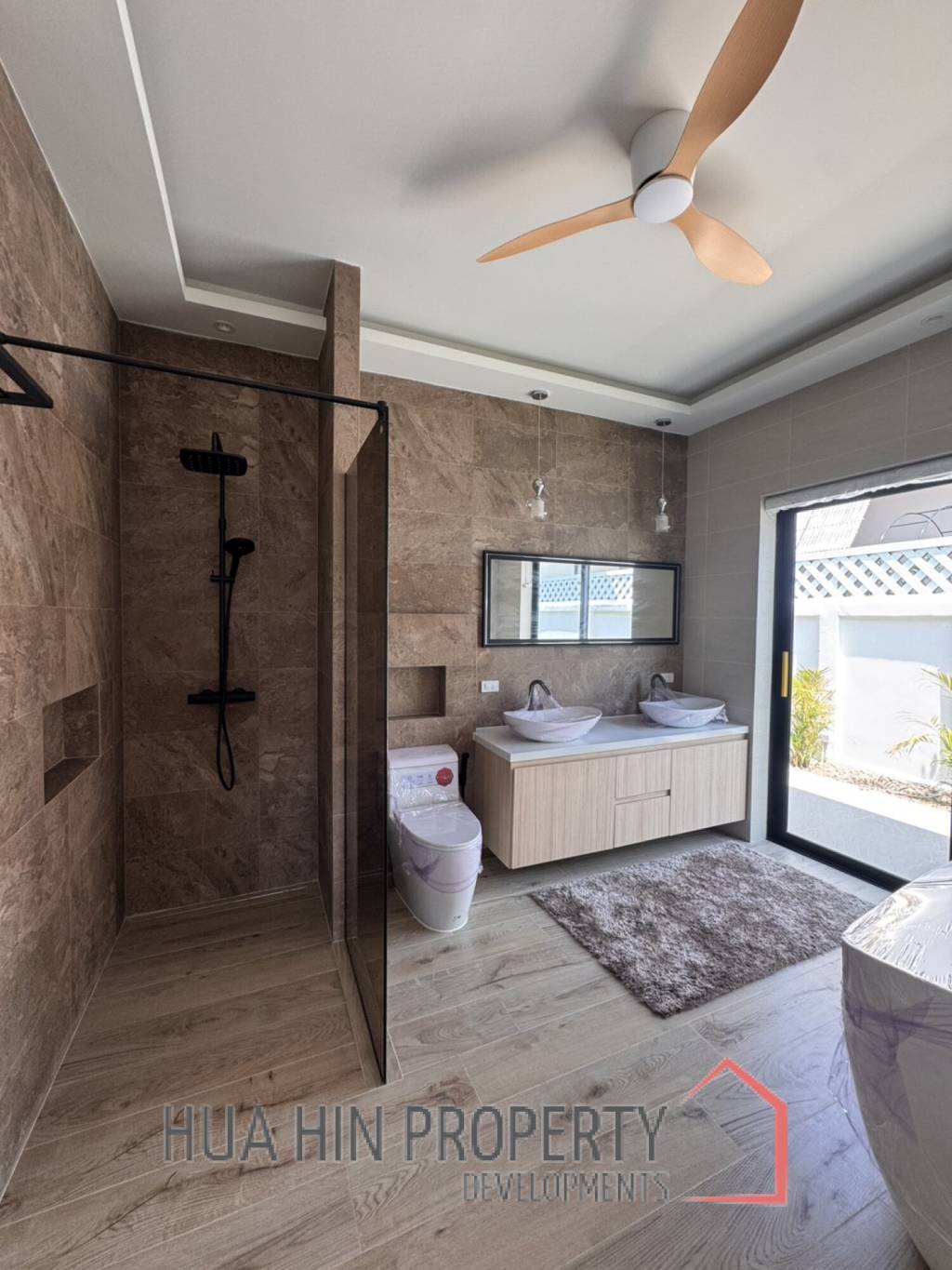 230 sqm pool villa in Hin Lek Fai Hua Hin