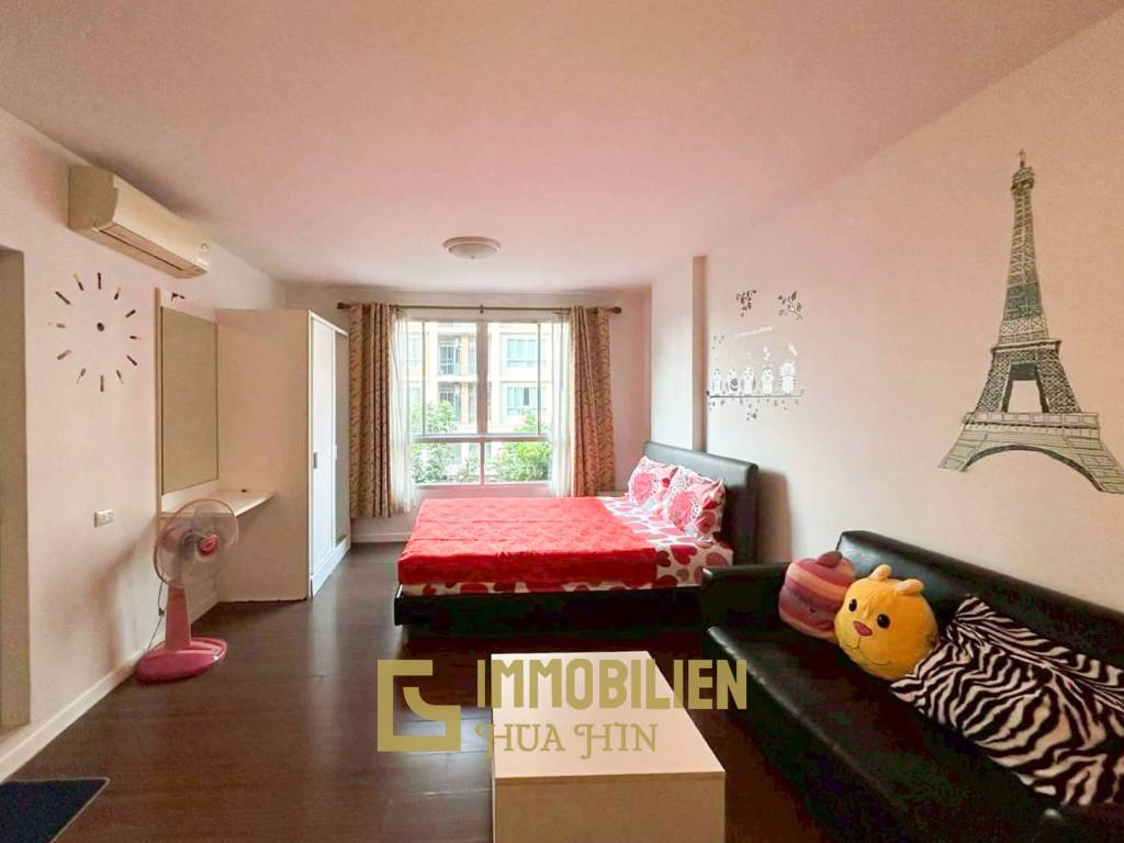 Studio-Eigentumswohnung / voll möbliert / 3. Stock