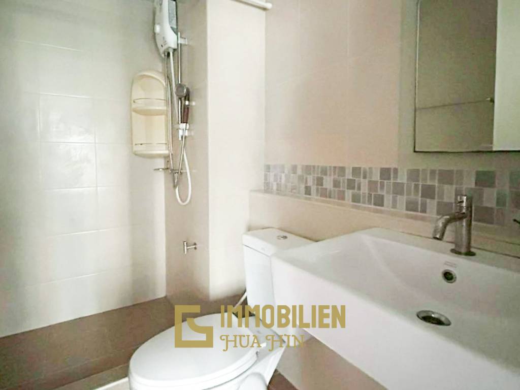 Studio-Eigentumswohnung / voll möbliert / 3. Stock