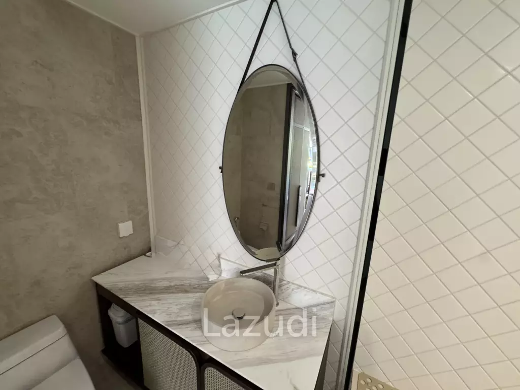 Luxury 1Bedroom InterContinental Residence Direct Pool Access