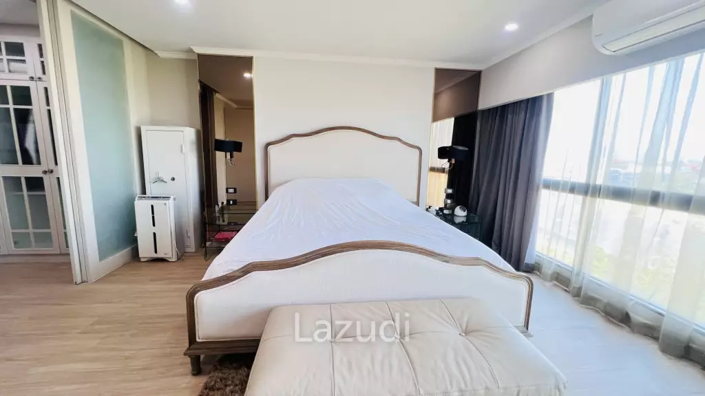 Penthouse 5-Bed High-Floor Condo at Maysa Huahin