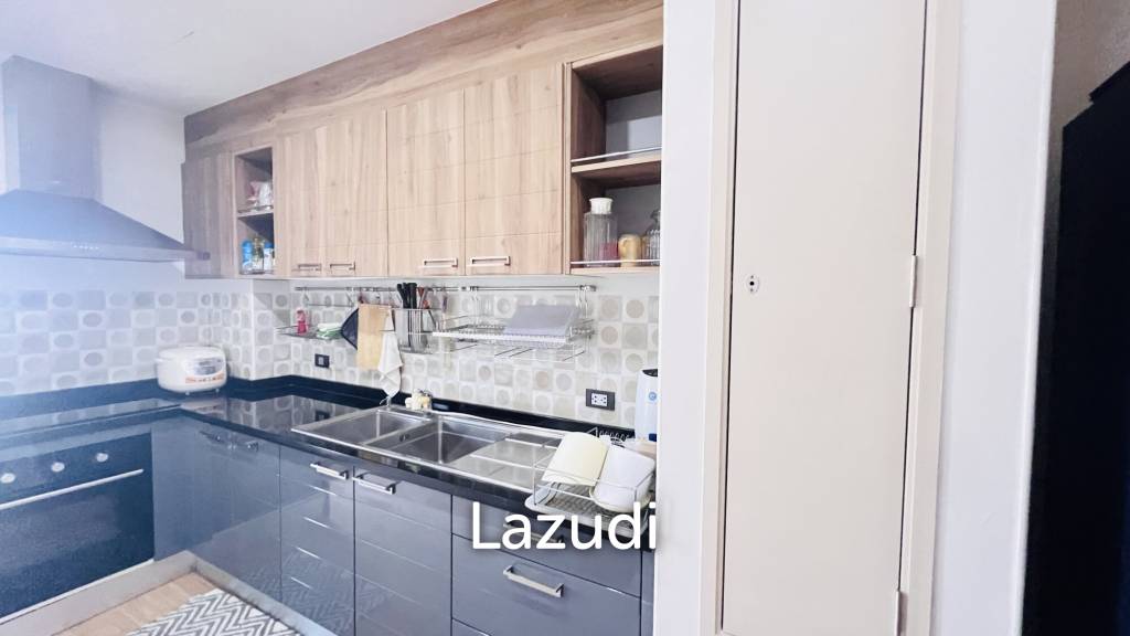Penthouse 5-Bed High-Floor Condo at Maysa Huahin