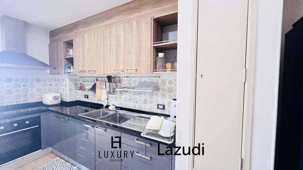 คอนโดหรูชั้น7 ใจกลางหัวหิน 5 ห้องนอน ใกล้เมืองและวิวทะเล