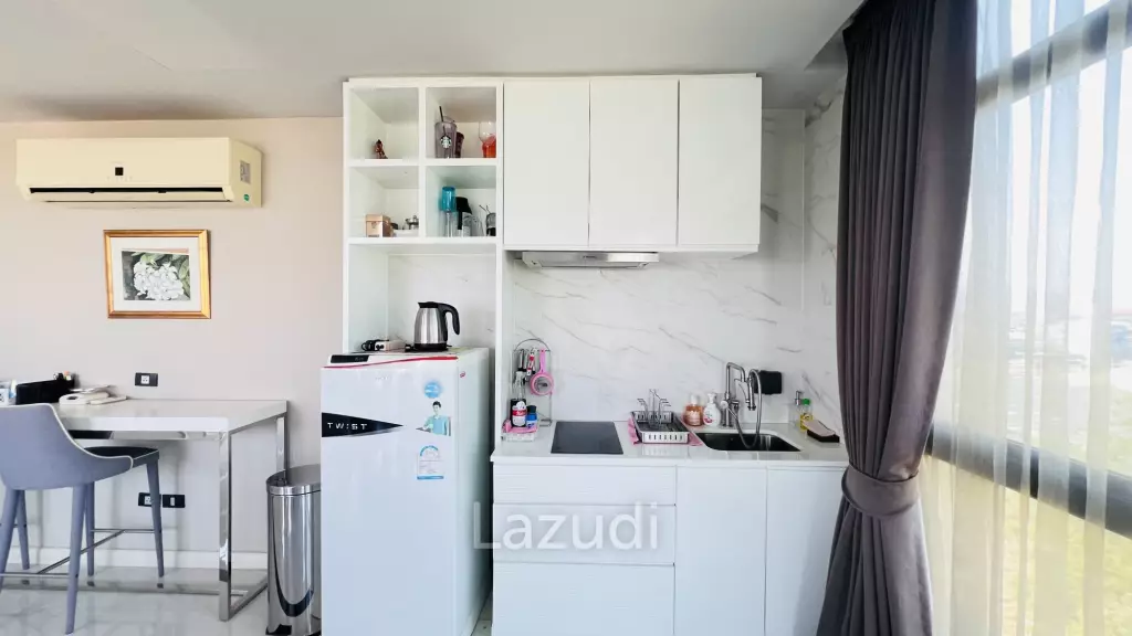 Penthouse 5-Bed High-Floor Condo at Maysa Huahin
