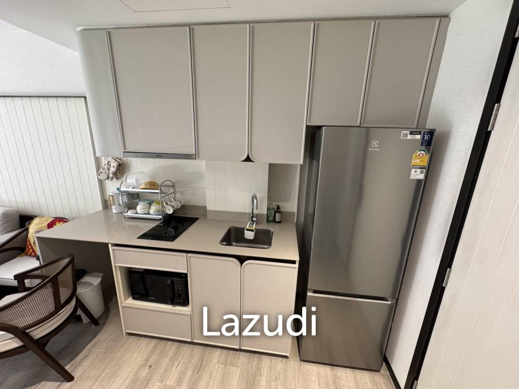 Luxury 1Bedroom InterContinental Residence Direct Pool Access