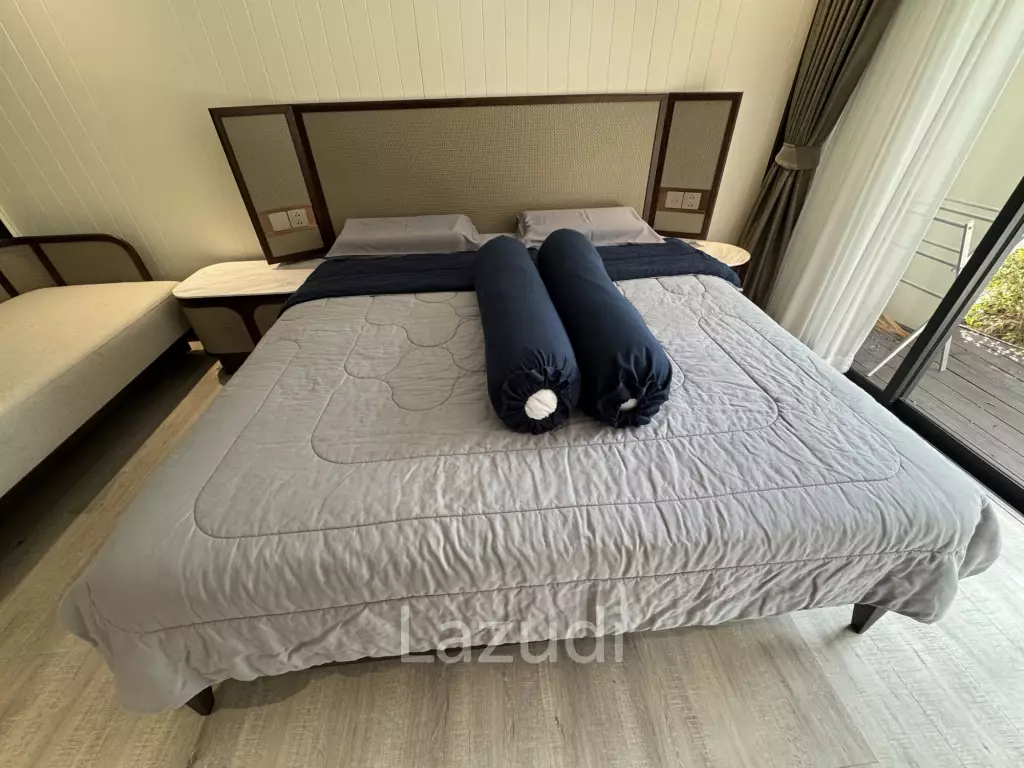 Luxury 1Bedroom InterContinental Residence Direct Pool Access