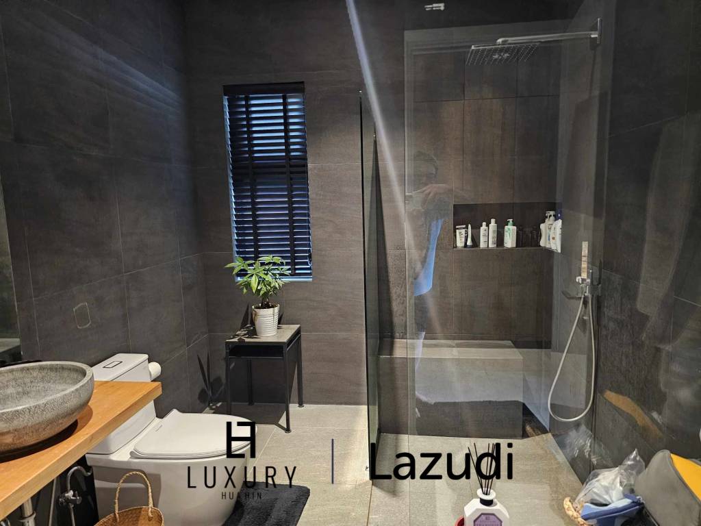 678 平方米 4 床 4 洗澡 别墅 对于 销售