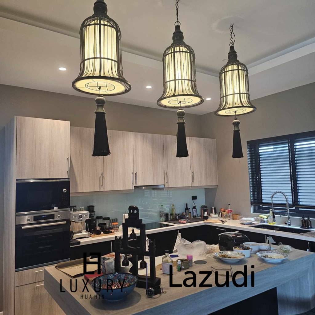 678 平方米 4 床 4 洗澡 别墅 对于 销售