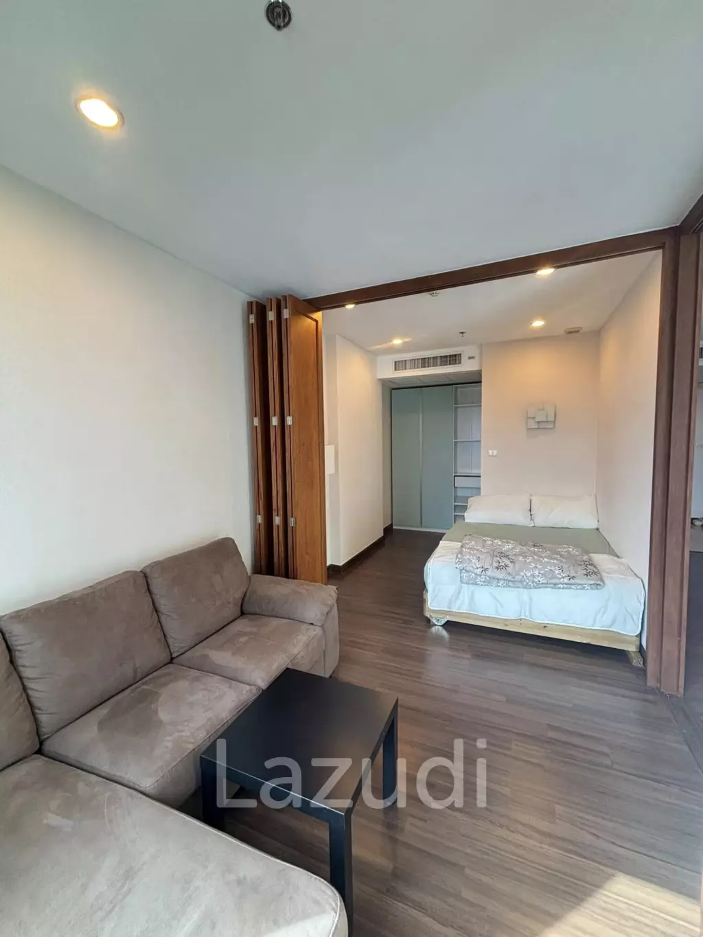 49 sqm high floor condo at Supalai Lite Sathorn - Charoenrat, Bang Kho Laem