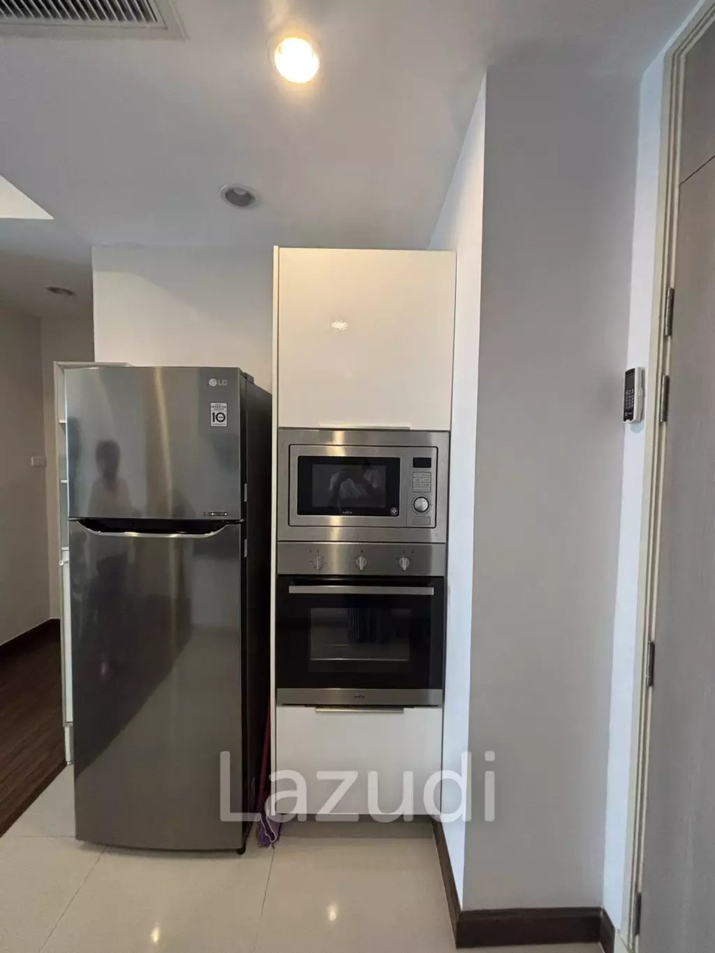 49 sqm high floor condo at Supalai Lite Sathorn - Charoenrat, Bang Kho Laem