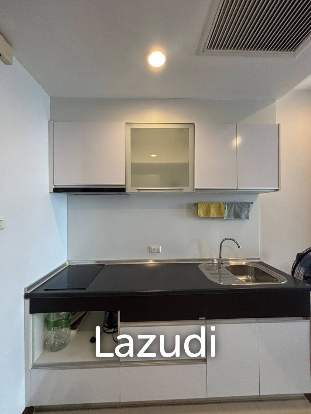 49 sqm high floor condo at Supalai Lite Sathorn - Charoenrat, Bang Kho Laem