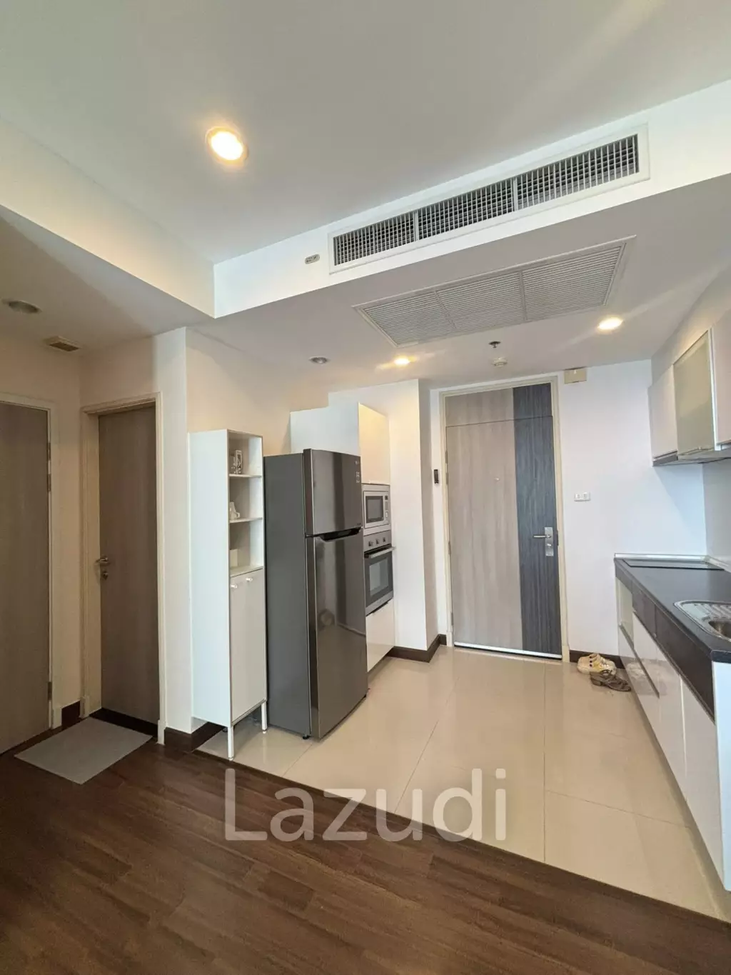 49 sqm high floor condo at Supalai Lite Sathorn - Charoenrat, Bang Kho Laem