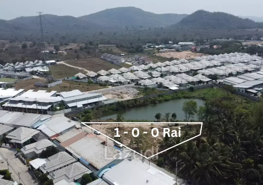 1 Rai Freehold Waterfront Land in Soi Hua Hin 88 Thap Tai