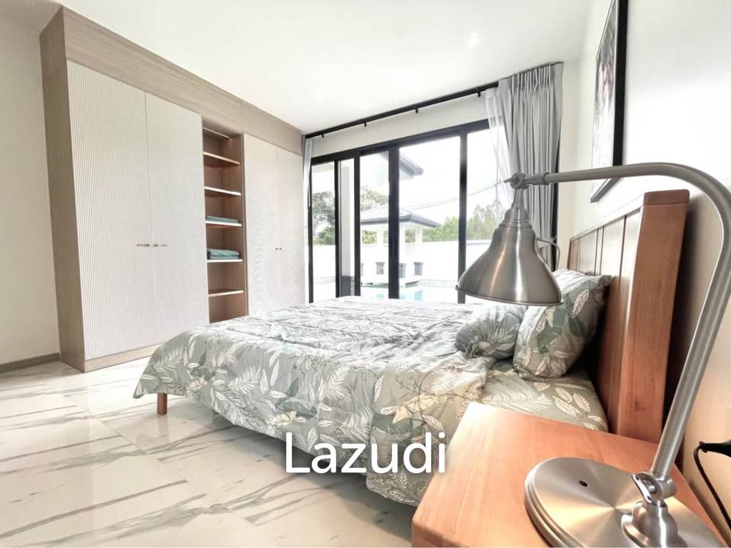 Spacious 3-Bedroom Pool Villa with Private Garden for Sale in Pa Klok