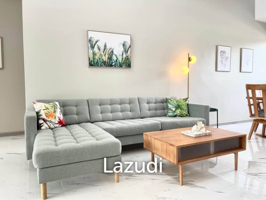 Spacious 3-Bedroom Pool Villa with Private Garden for Sale in Pa Klok
