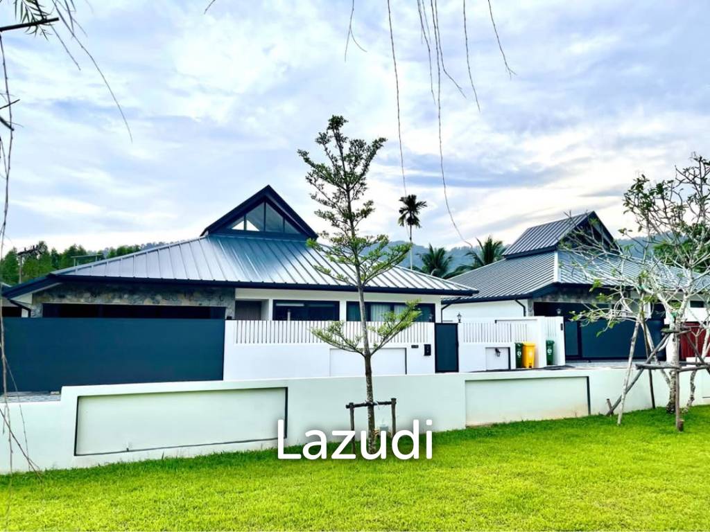 Spacious 3-Bedroom Pool Villa with Private Garden for Sale in Pa Klok