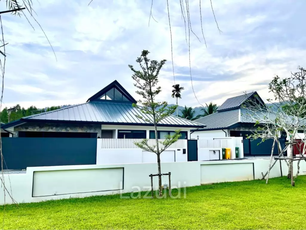 Spacious 3-Bedroom Pool Villa with Private Garden for Sale in Pa Klok