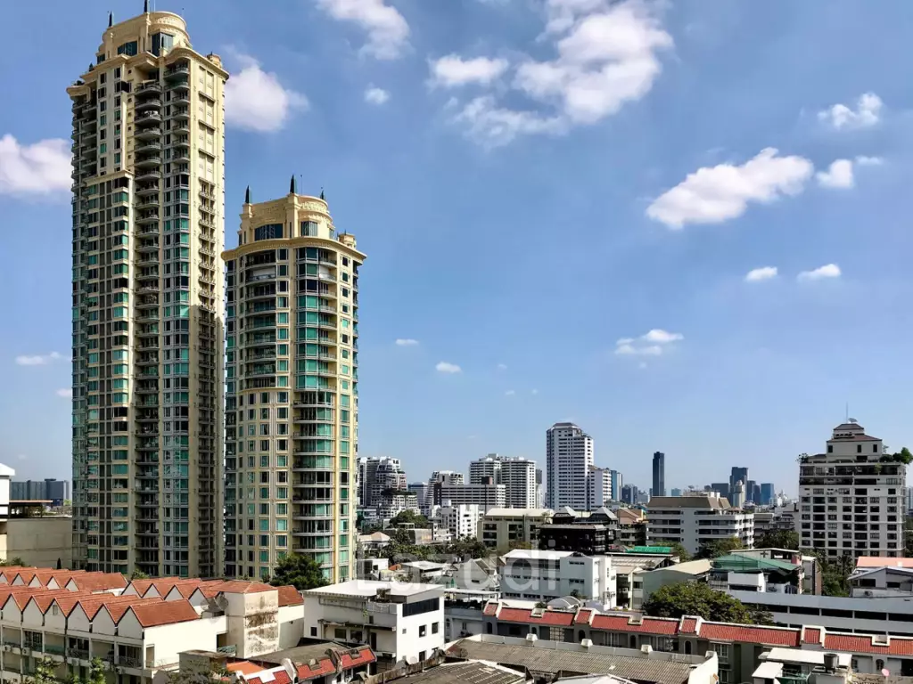 53.55 sqm condo on 8th floor at Wind Sukhumvit 23 in Khlong Toei Nuea, Wattana, Bangkok