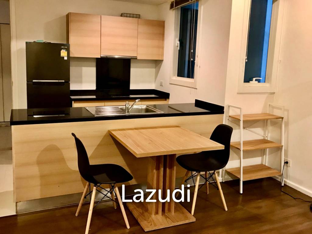 53.55 sqm condo on 8th floor at Wind Sukhumvit 23 in Khlong Toei Nuea, Wattana, Bangkok