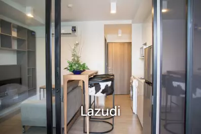 28 sqm modern 1 bedroom condo on 7th floor at Maestro 02 Ruamrudee Lumpini Bangkok
