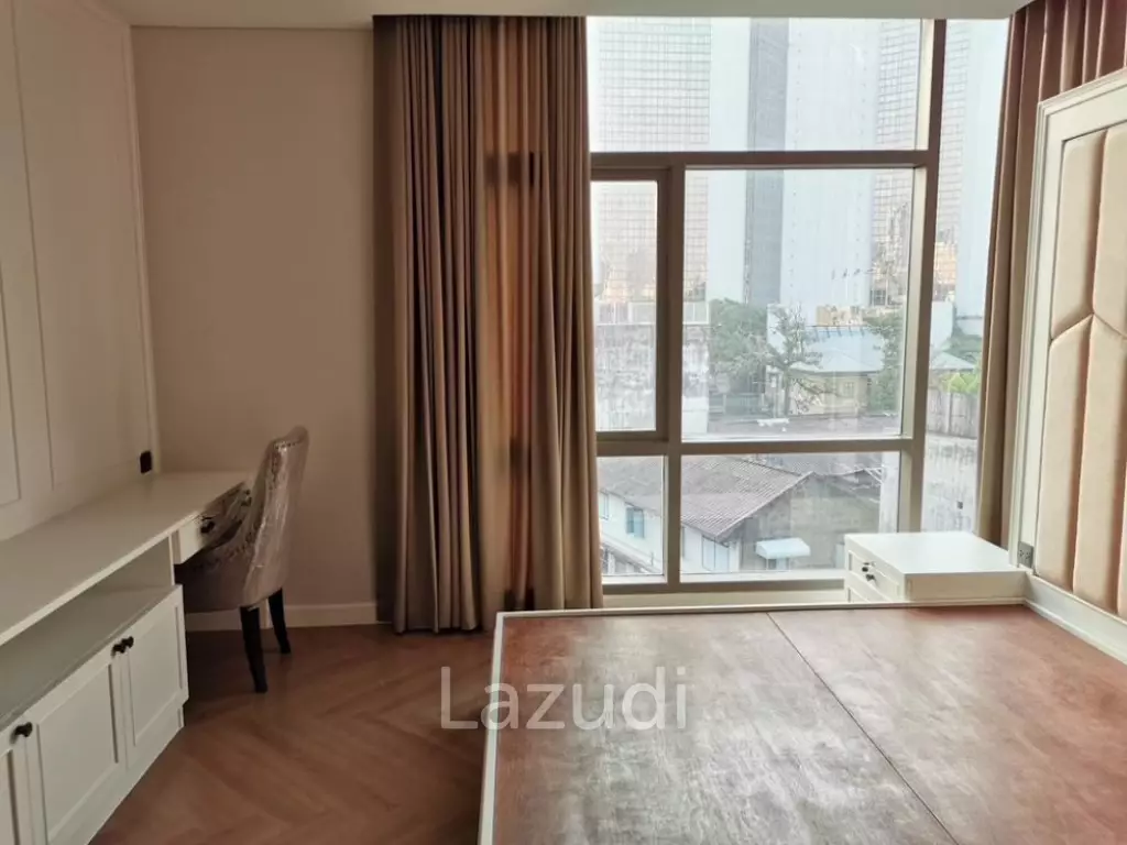 77 sqm modern condo on 6th floor at The Room Charoenkrung 30 Bang Rak Bangkok