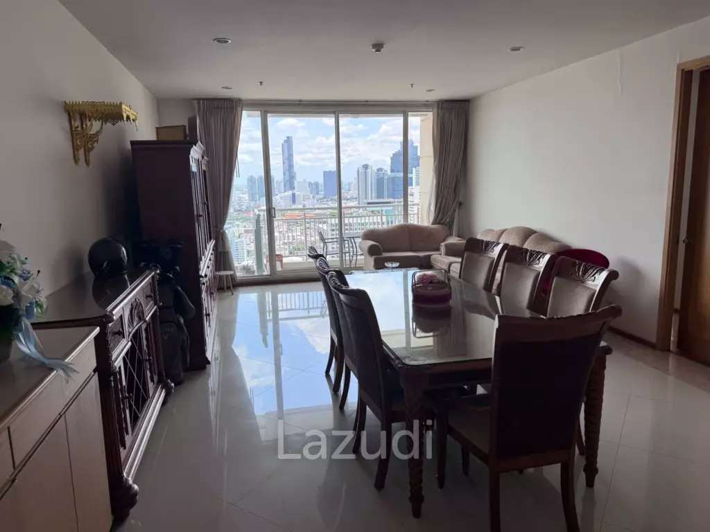 114 sqm high floor condo at The Empire Place Sathorn Bangkok
