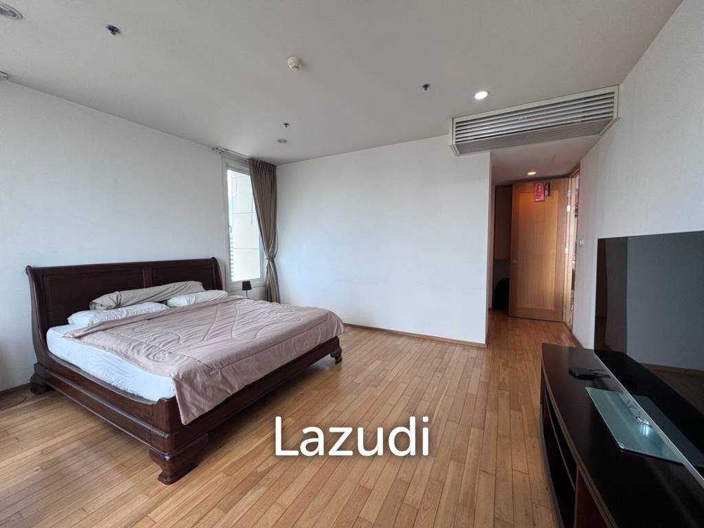 114 sqm high floor condo at The Empire Place Sathorn Bangkok
