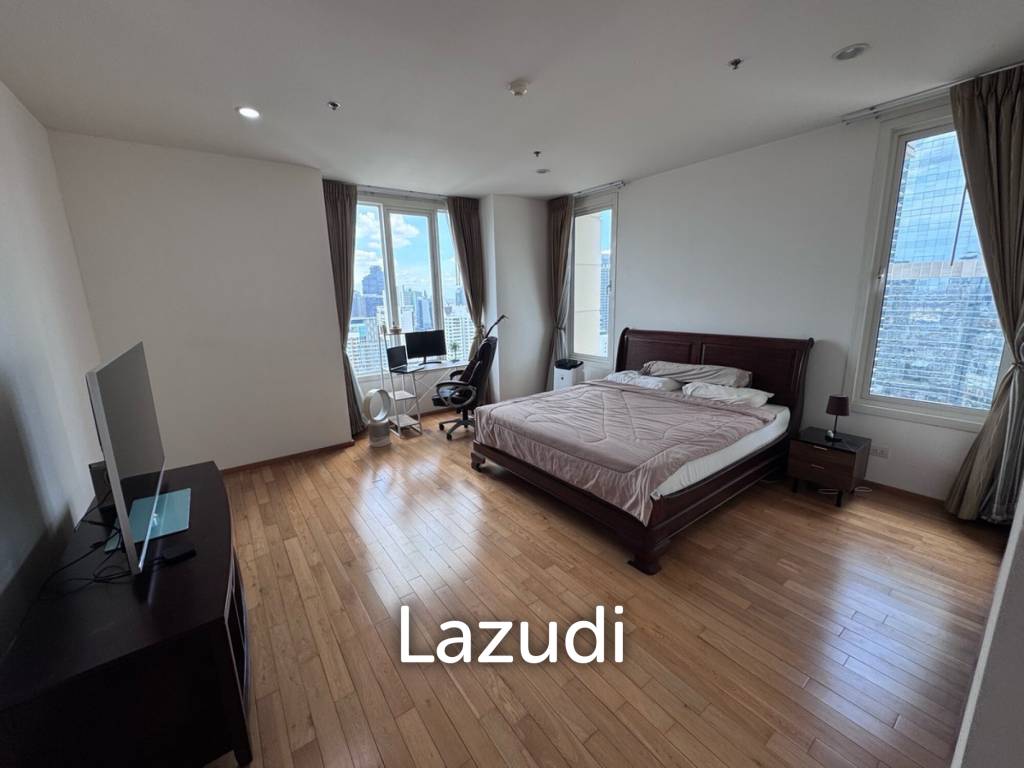 114 sqm high floor condo at The Empire Place Sathorn Bangkok
