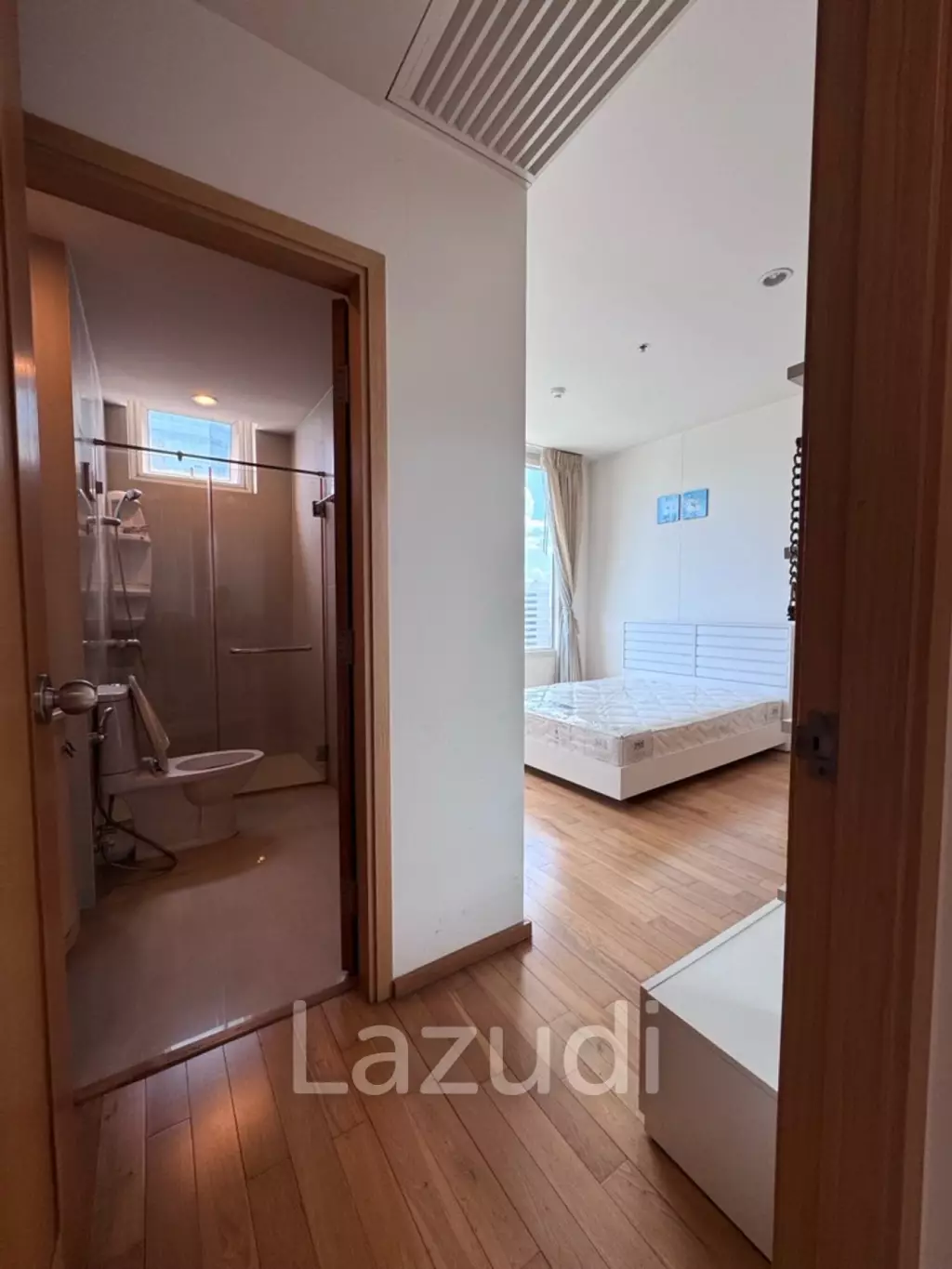 114 sqm high floor condo at The Empire Place Sathorn Bangkok