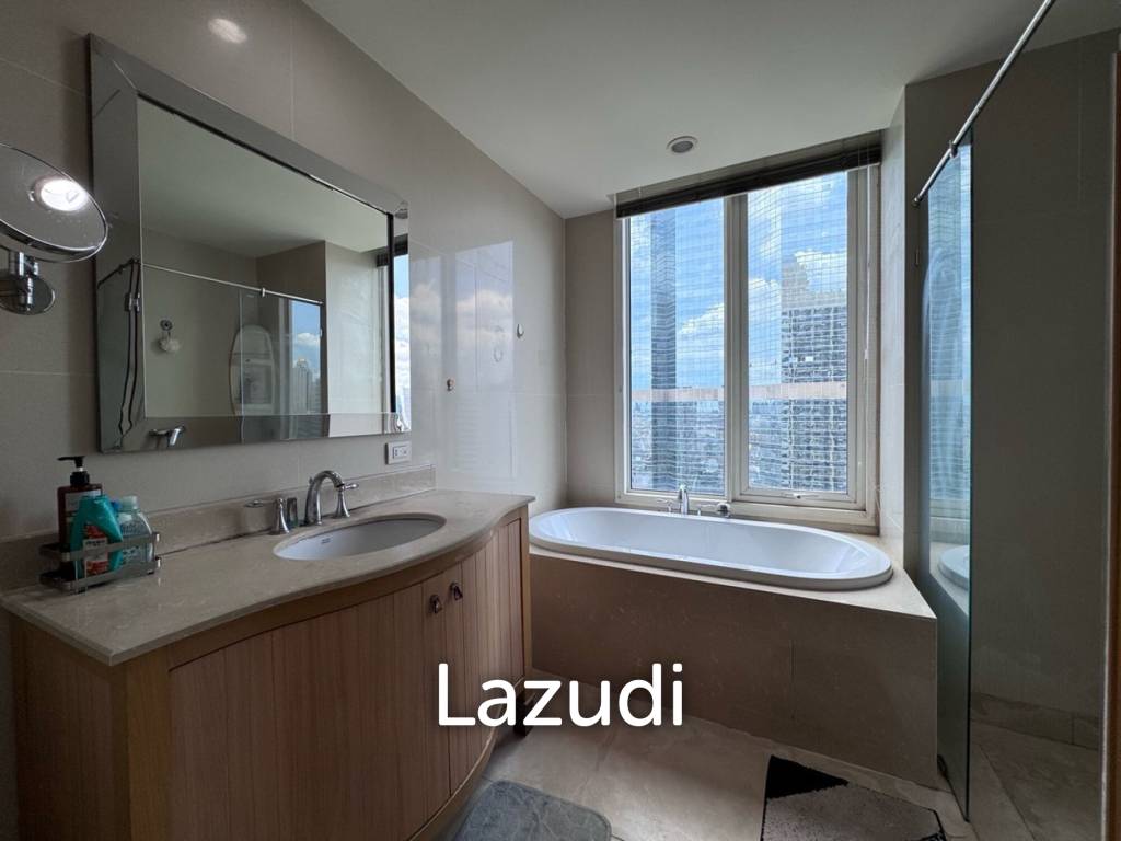 114 sqm high floor condo at The Empire Place Sathorn Bangkok