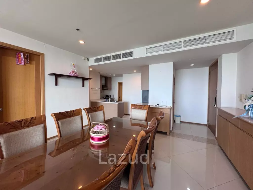 114 sqm high floor condo at The Empire Place Sathorn Bangkok