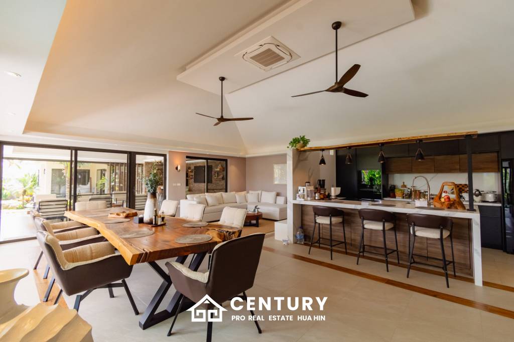 NATURAL HILL 2  : 3 bed luxury pool villa